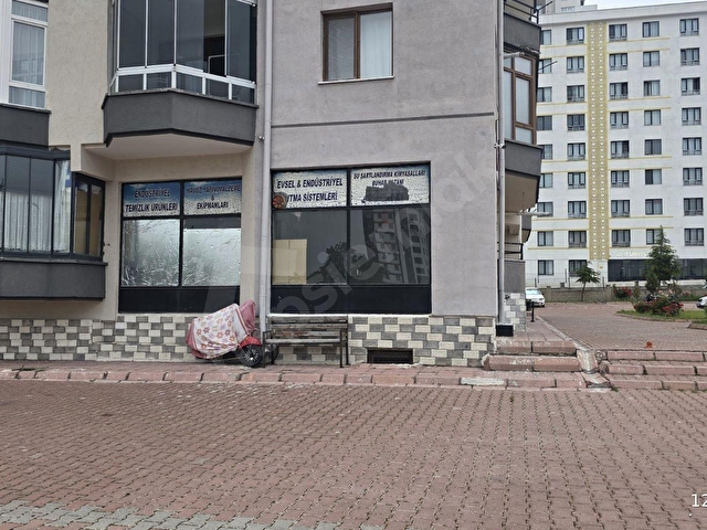 ESENTEPE MAHALLESİNDE KÖŞE BAŞI 50M2 KİRALIK DÜKKAN - Görsel 8