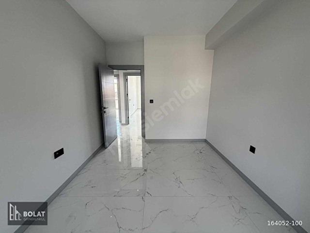 BOLATTAN ÇAMLICANIN EN İYİ LOKASYONUNDA ÖZEL GARAJ ARAKAT 3+1 - Görsel 12