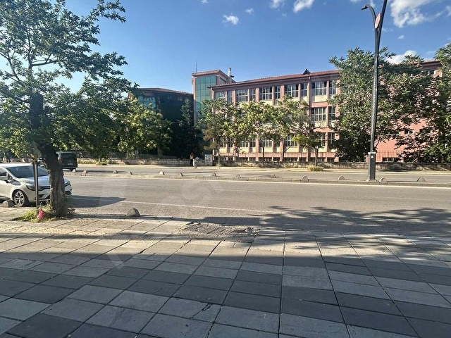 ANTEP LİSESİ ARKASI GÖZNURU YANI KİRALIK EŞYALI 2+1 TEMİZ DAİRE - Görsel 4