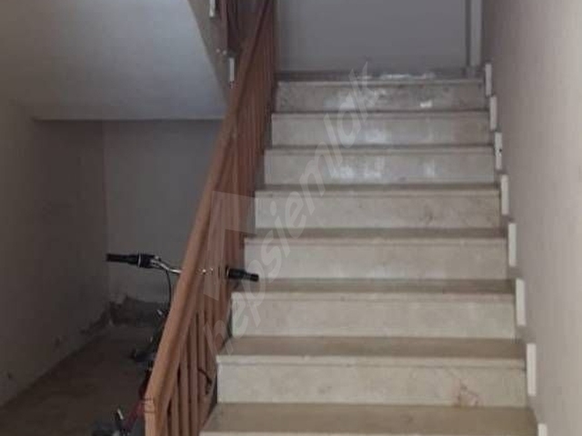 İNEGÖL AVM YAKININDA İŞLEK BİR MERKEZİ BÖLGEDE 70 M2DEN 3 DAİRE VE 1 DÜKKAN İLE KOMPLE SATILIK BİNA - Görsel 4