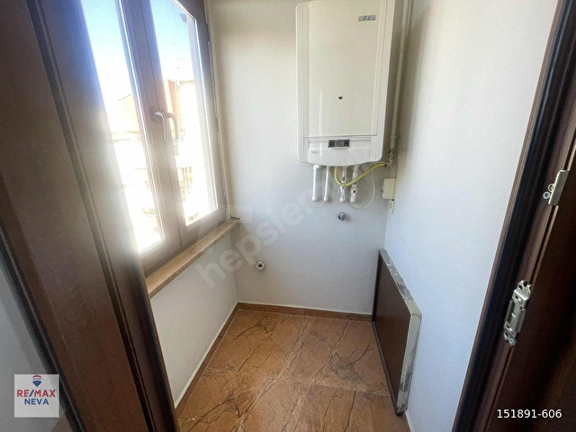 BAHÇELİEVLER CUMHURİYET MAH. METROYA YAKIN 1+1 KİRALIK DAİRE - Görsel 2