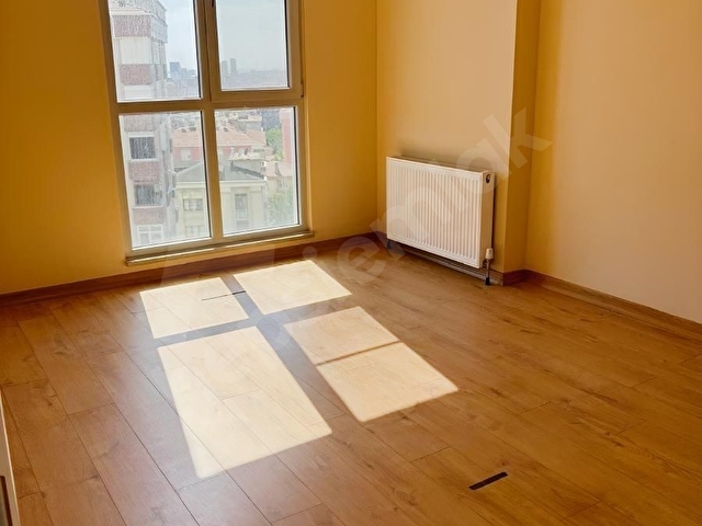 Kartal Yakacık Grand Tower Sitesinde Kiralık Daire - Görsel 3
