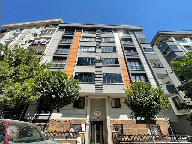 İSTANBUL HOUSEDAN BAHÇELİEVLERDE 4+2 KULLANIŞLI GENİŞ DUBLEKS