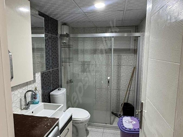 DOĞUŞ CADDE D.GAZLI EŞYALI YÜKSEK GİRİŞ AİDAT DAHİL KİRALIK 1+1 - Görsel 3