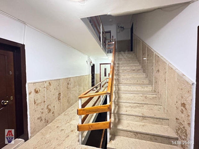 3+1 asansörlü 145 metrekare altında daire var salon bağımsız - Görsel 18