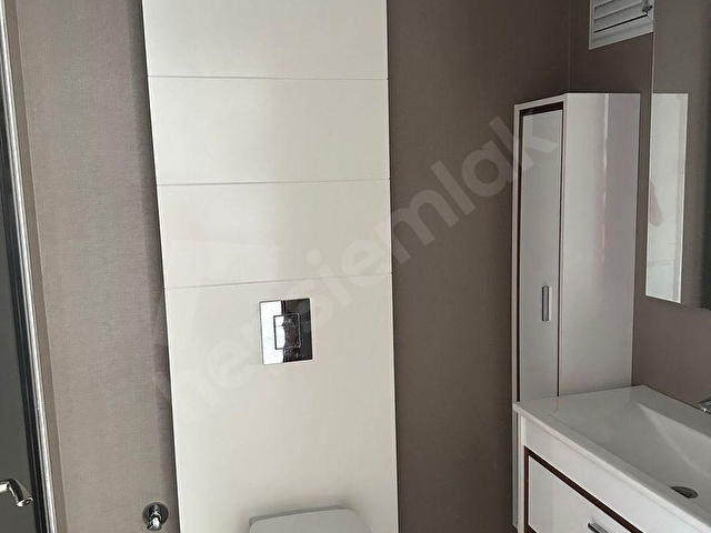 DENİZDEN RELAX PLUS SİTESİNDE ARA KAT 2+1