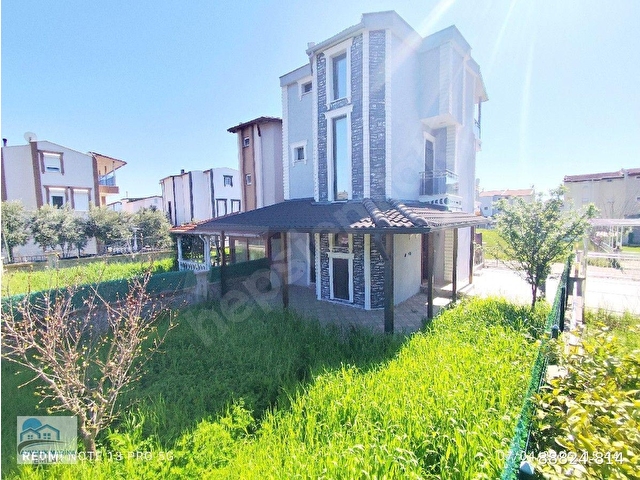 MARİNADAN PLAJA 200 METRE GENİŞ BAHÇELİ LÜKS VİLLA (FIRSAT) - Görsel 3