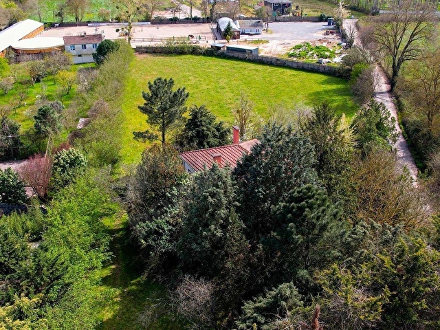 Muaz ALTUNdan Cumhuriyet Köyünde Satılık 5.812m2 Arazi