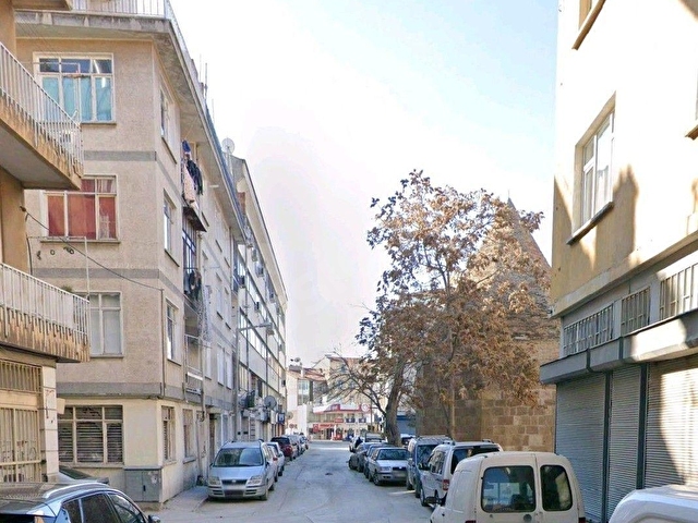 ŞEHRİN GÖBEĞİNDE MERKEZDE SATILIK 30 METRE KARE DÜKKAN - Görsel 3