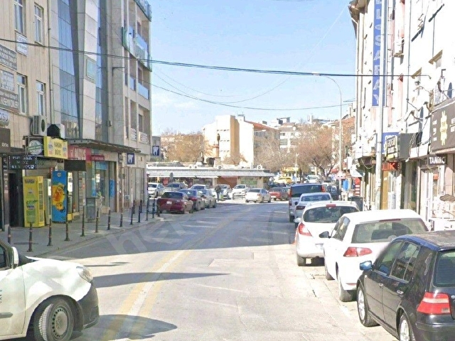 ŞEHRİN GÖBEĞİNDE MERKEZDE SATILIK 30 METRE KARE DÜKKAN - Görsel 11