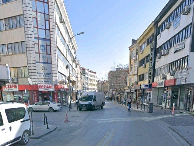 ŞEHRİN GÖBEĞİNDE MERKEZDE SATILIK 30 METRE KARE DÜKKAN - Görsel 12