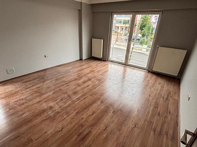 MERKEZİN TAM KALBİNDE! Başiskele Barbaros’ta 2+1 Amerikan Mutfaklı Ara Kat FIRSAT DAİRE! - Görsel 9
