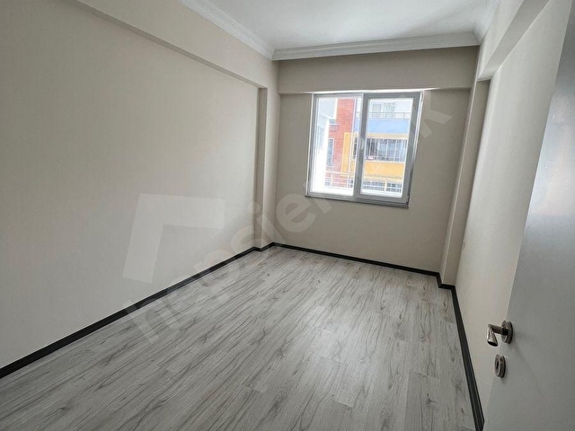 TOKAT NİKSAR DA KİRALIK 2+0 LÜKS DAİRE - Görsel 5