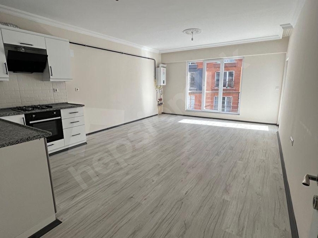 TOKAT NİKSAR DA KİRALIK 2+0 LÜKS DAİRE