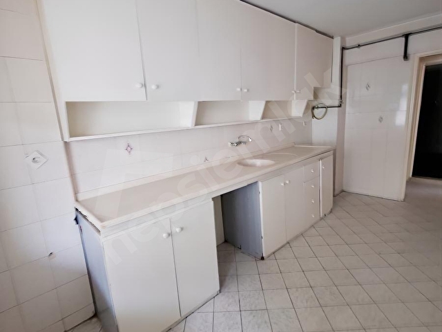 Bayraklı Mansuroğlun da Ara Kat Doğalgazlı 3+1 Kiralık Daire - Görsel 5