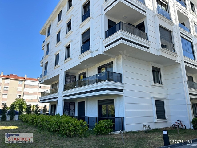 Sarımsaklıda Site içerisinde Eşyalı 1+1 Kiralık Daire