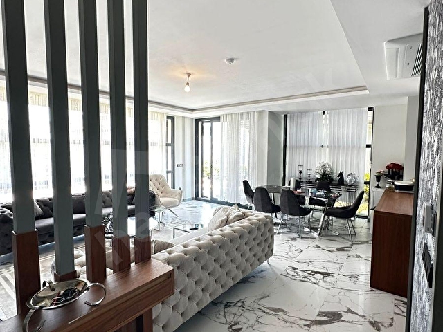KUŞADASI SOĞUCAK MEVKI SATILIK TEK MÜSTAKİL ÖZEL HAVUZLU VILLA - Görsel 15