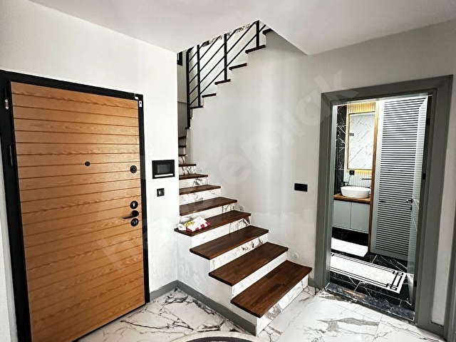 KUŞADASI SOĞUCAK MEVKI SATILIK TEK MÜSTAKİL ÖZEL HAVUZLU VILLA - Görsel 24