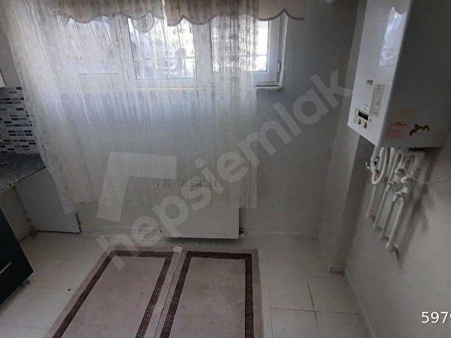ŞEMSİPAŞA BOŞNAK MAHALLESİ 10.SOKAKTA SATILIK 1+1 75 M² DAİRE - Görsel 5