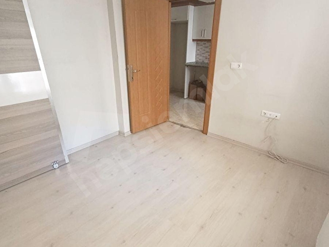 SAADETDERE METROBÜSE YAKIN 1+1 YÜKSEK GİRİŞ SATILIK DAİRE - Görsel 9