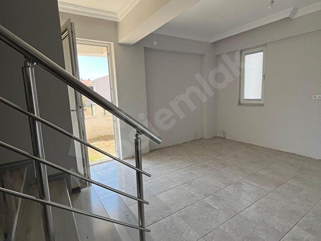TEK VİLLA FİYATINA MÜSTAKİL İKİZ VİLLA 417 m2 BAHÇELİ - Görsel 28