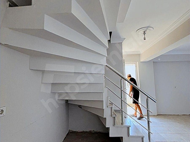 TEK VİLLA FİYATINA MÜSTAKİL İKİZ VİLLA 417 m2 BAHÇELİ - Görsel 18