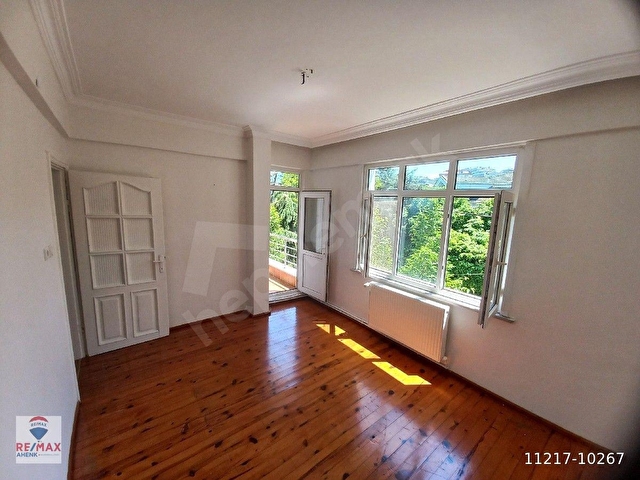 Tarabya Merkezde Kiralık Arakat Daire 3+1 / 120 m2 - Görsel 7