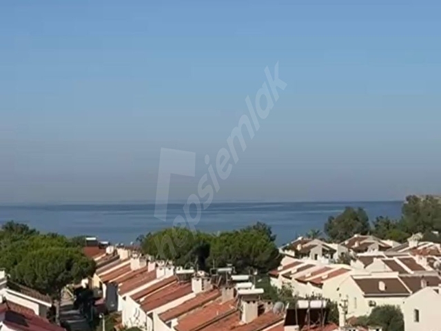 Deniz manzaralı ve denize yürüme mesafesinde - Görsel 2