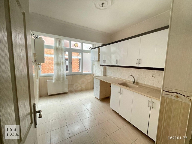 AYDOĞANDAN MERKEZİ KONUM BALKONLU SATILIK 2+1 DAİRE