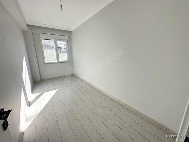 Site İçinde, Kapalı Otoparklı, Şarj İstasyonlu 3+1 Bahçe Katı - Görsel 25