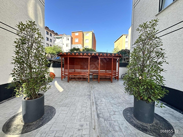Site İçinde, Kapalı Otoparklı, Şarj İstasyonlu 3+1 Bahçe Katı - Görsel 6