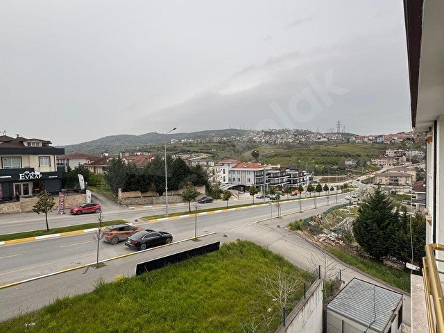 RE/MAX AYDAN SERDİVAN KEMALPAŞADA HERŞEY DAHİL EŞYALI DAİRE - Görsel 7