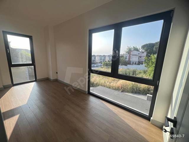 Büyükçekmecede Ultra Lüks 5+2 Sıfır Villa - Görsel 21