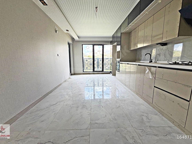 KEÇİÖREN KARAKAYADA 150m2 ANA CADDE ÜZERİNDE E.BANYOLU GENİŞ TERAS BALKONLU 3+1 SATILIK DAİRE - Görsel 4