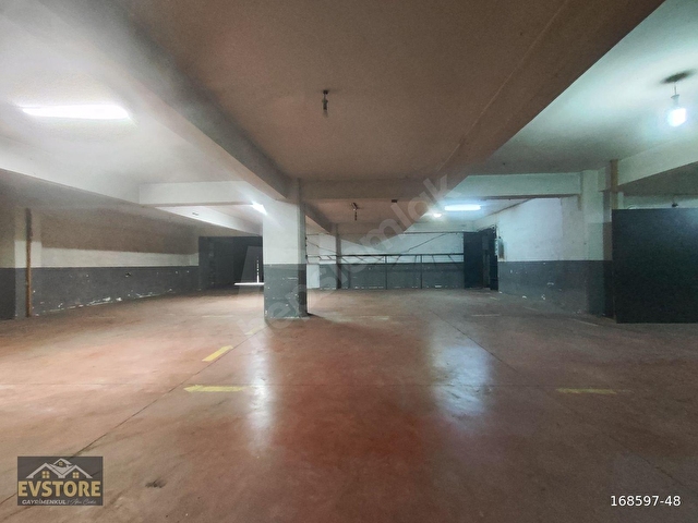 Yarımburgaz İmalat ve Depo Kullanımına Uygun Kiralık İş Yeri - Görsel 9
