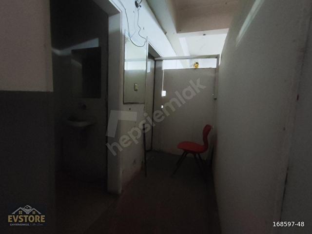 Yarımburgaz İmalat ve Depo Kullanımına Uygun Kiralık İş Yeri - Görsel 13