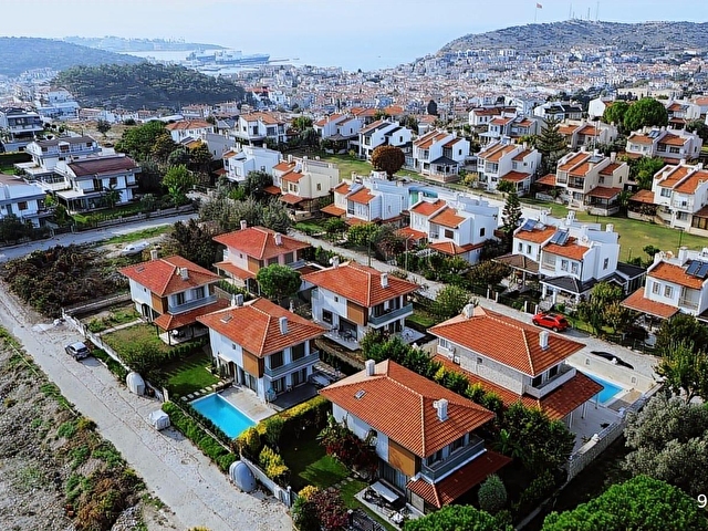 YUSEDEN ÜST BOYALIKTA 3+1 TAM MÜSTAKİL 390m2 ARSA İÇİNDE VİLLA - Görsel 8