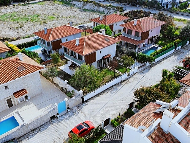 YUSEDEN ÜST BOYALIKTA 3+1 TAM MÜSTAKİL 390m2 ARSA İÇİNDE VİLLA - Görsel 10