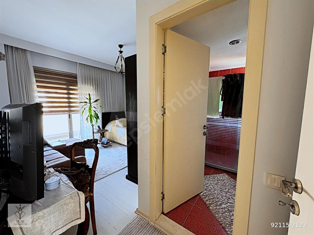 YUSEDEN ÜST BOYALIKTA 3+1 TAM MÜSTAKİL 390m2 ARSA İÇİNDE VİLLA - Görsel 29