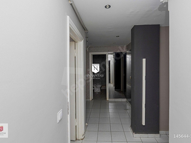 Rumeli Caddesinde, Yüksek Katta 50 m² Salonlu 3+1 Ofis(ENG) - Görsel 25