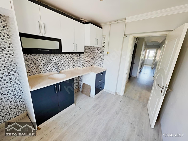 Zetadan Gaziemir Atıfbey Mh. Ara Kat Doğalgazlı 3+1 Kiralık - Görsel 3