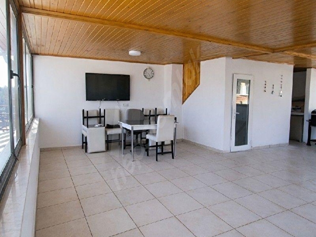 DOYRAN’DA MERKEZDE 3+1 TRİPLEKS VİLLA 400 M² ARSA 240 M² KULLANIM DEV TERASLI - Görsel 5