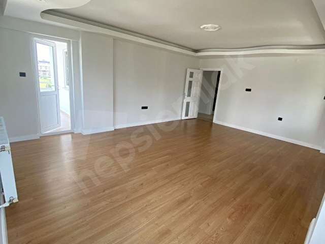 +1YATİRİM SEVİNÇTEN SATİLİK 3+1 TRANVAYA CEPHE SATİLİK DAİRE - Görsel 2