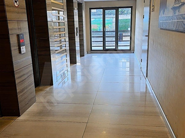 SEMBOL İSTANBUL GÜVENLİKLİ SİTEDE BEYAZ EŞYALI 1+1 HAVUZ CEPHE - Görsel 18