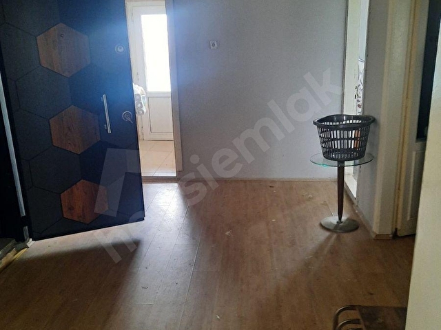 HYK SARAY DAN ÇARŞI MERKEZDE SATILIK DAİRE - Görsel 5