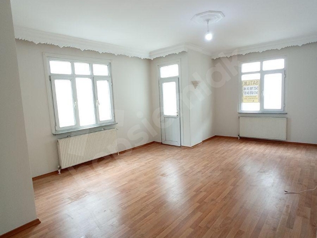 BAĞCILAR MERKEZ DE SATILIK 3+1,130m2 KOMPLE SIFIR DAİRE,3 BALKON - Görsel 2