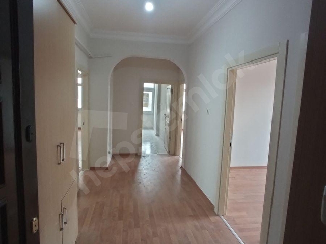 BAĞCILAR MERKEZ DE SATILIK 3+1,130m2 KOMPLE SIFIR DAİRE,3 BALKON - Görsel 15