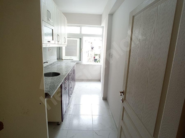 BAĞCILAR MERKEZ DE SATILIK 3+1,130m2 KOMPLE SIFIR DAİRE,3 BALKON - Görsel 12