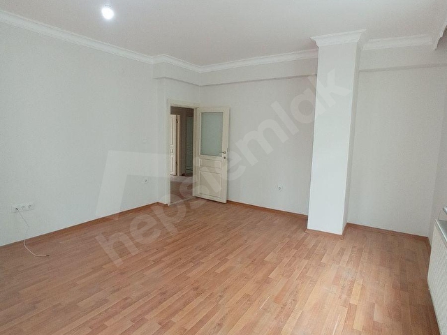 BAĞCILAR MERKEZ DE SATILIK 3+1,130m2 KOMPLE SIFIR DAİRE,3 BALKON - Görsel 6