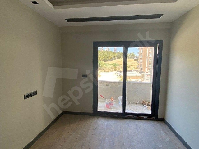 ÇUKUROVA FIRIN YAKINI KONSEPT BİNADA 1+1 MODERN YAPILI KÖŞE KONUMDA CAZİP DAİRE - Görsel 17